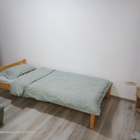 4 Rooms Apartment Tulcea Exteriér fotografie